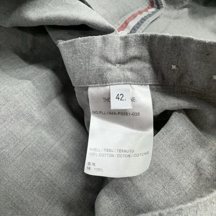 Thom Browne Thom Browne Striped Logo Long Sleeve Shirt -2507 Size L / US 10 / IT 46 - 4 Thumbnail