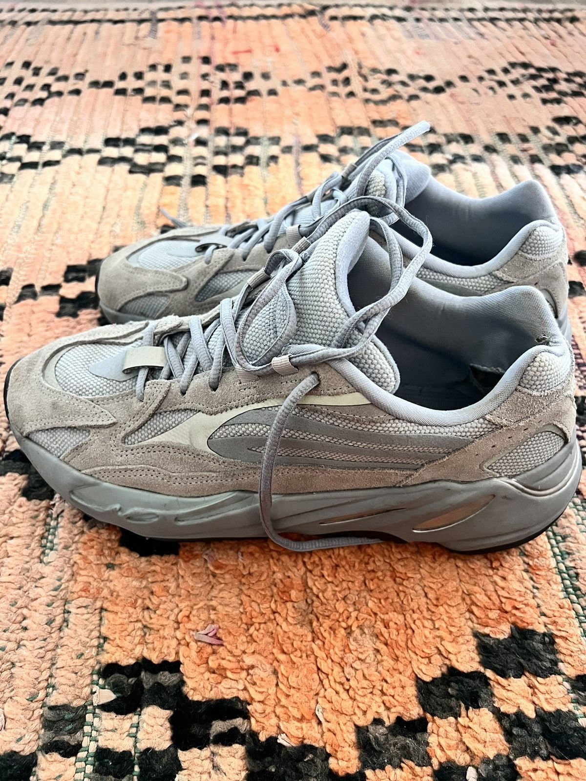 Adidas × Yeezy Yeezy Boost 700 V2 'Hospital Blue' Size US 10 / EU 43 - 5 Thumbnail