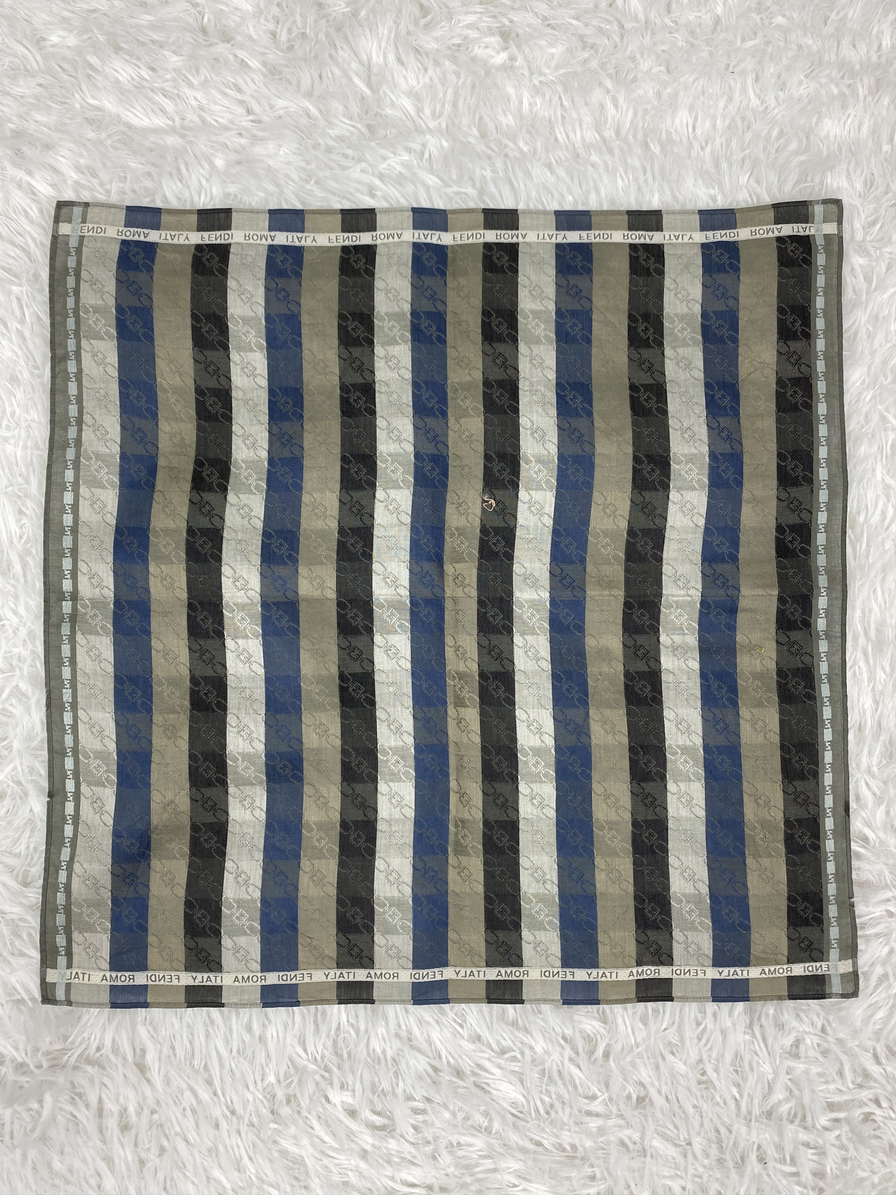 Vintage Vintage Fendi Roma Italy Handkerchief Neckerchief PH0279 Size ONE SIZE - 3 Thumbnail