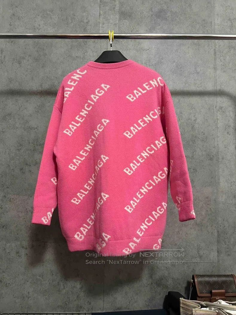 Balenciaga Balenciaga Logo All-Over Print Pink Knit Sweater. Size US XS / EU 42 / 0 - 4 Thumbnail