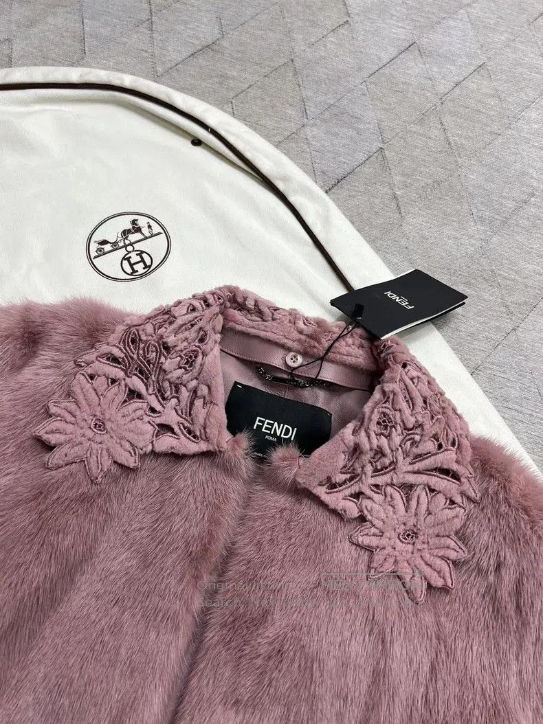Fendi Fendi Mink Fur Coat, 100% Mink Fur Size M / US 6-8 / IT 42-44 - 3 Thumbnail