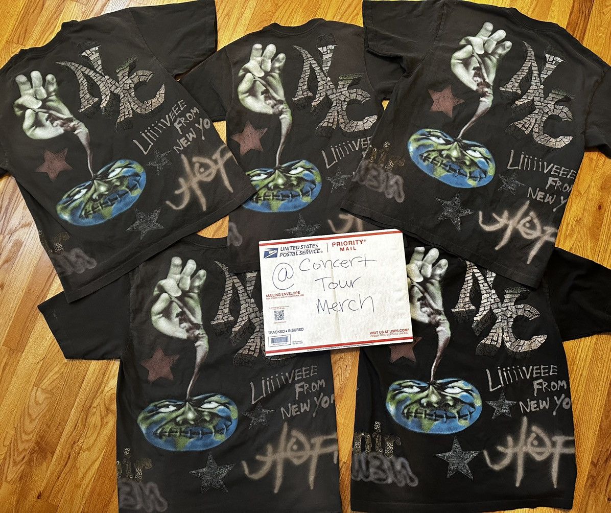 image of Travis Scott Nyc Exclusive Circus Maximus Utopia Tour Tee M in Black, Men's (Size Medium)