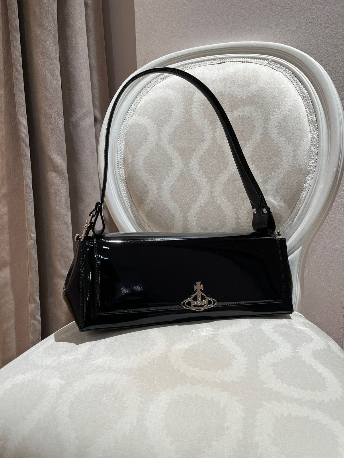 Vivienne Westwood o1f1d3z0825 Size: OS / Hazel Large Handbag in Shiny Black Size ONE SIZE - 1 Preview