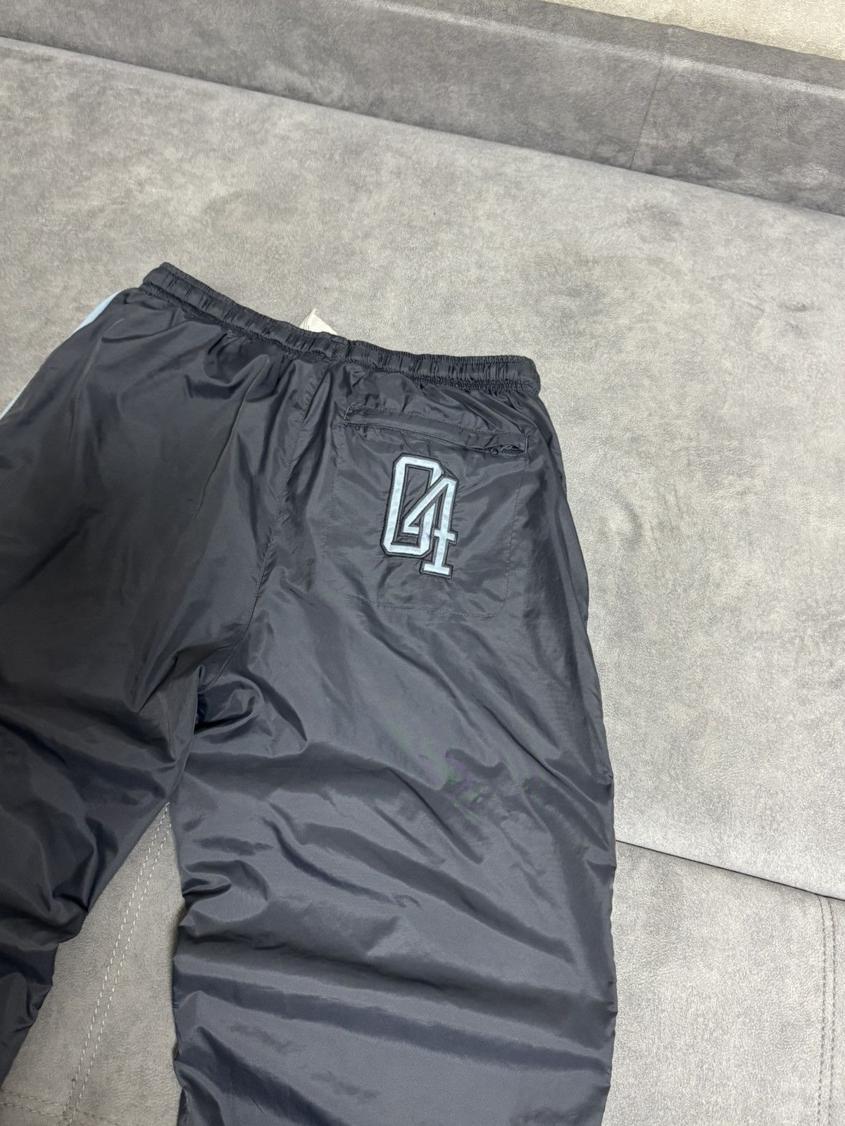 Nike Vintage Nike Nylon Swoosh Y2K Baggy Pants Sweatpants Size XL Size US 34 / EU 50 - 14 Thumbnail