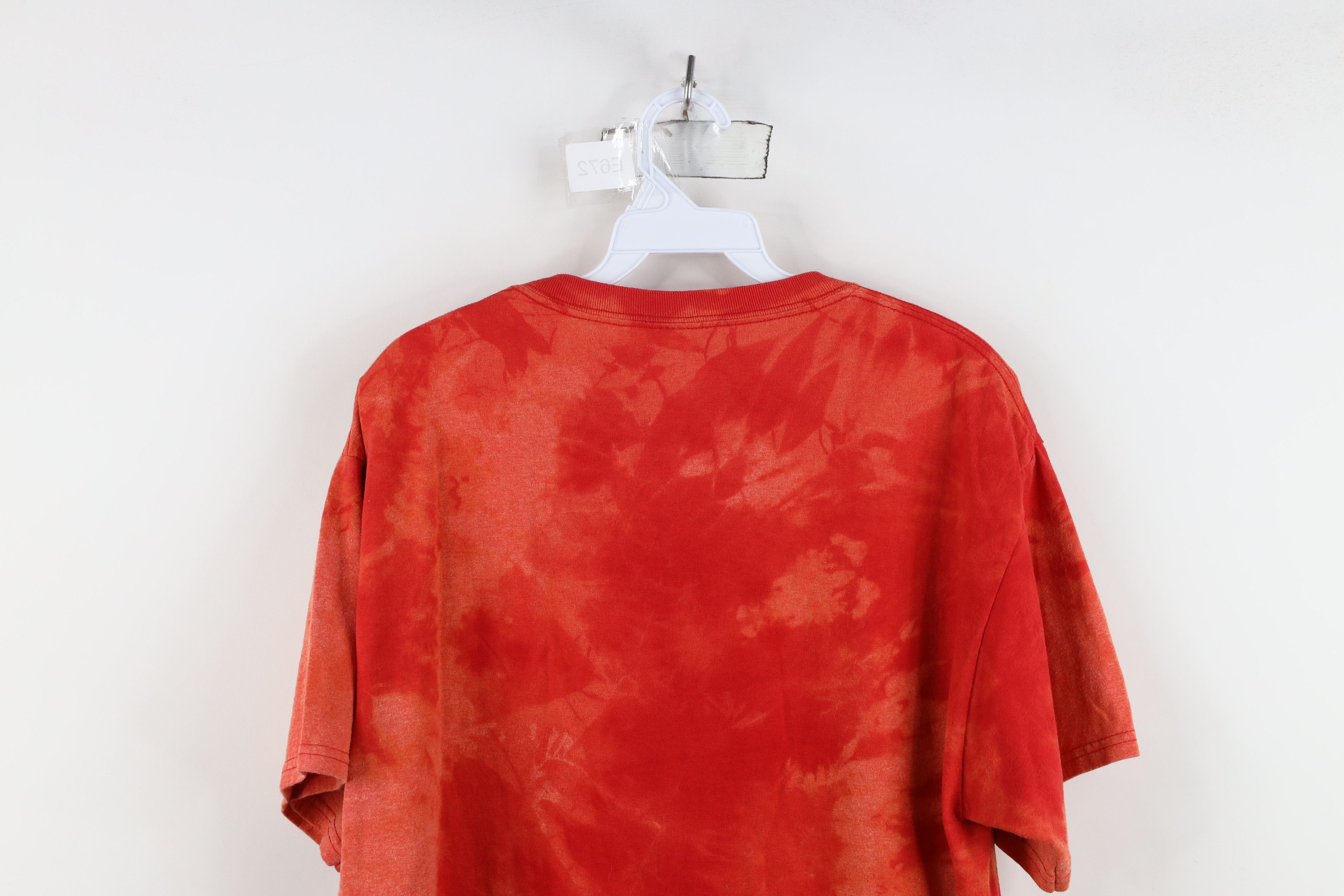 Vintage Vintage 90s Streetwear Beach Sailing Acid Wash T-Shirt Red Size US L / EU 52-54 / 3 - 9 Thumbnail