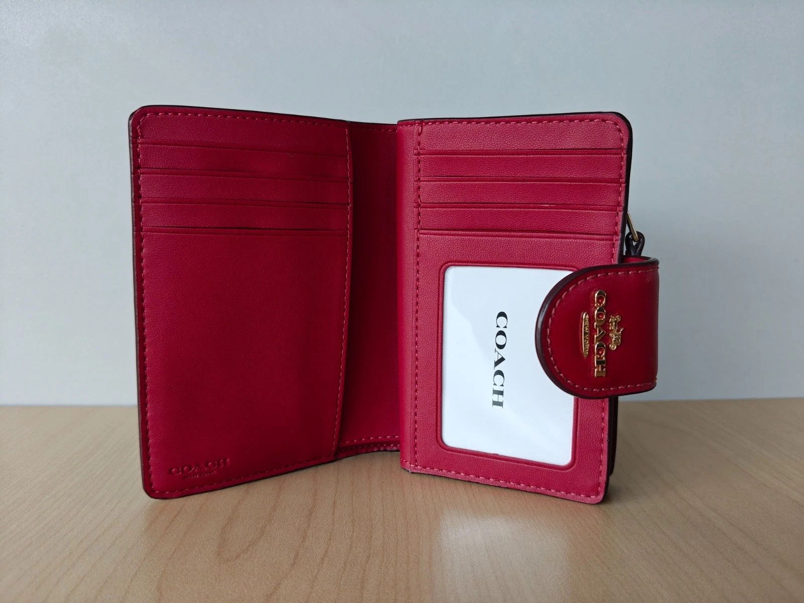 Coach Coach Medium Corner Zip Wallet In Signature T/1007 Size ONE SIZE - 8 Thumbnail