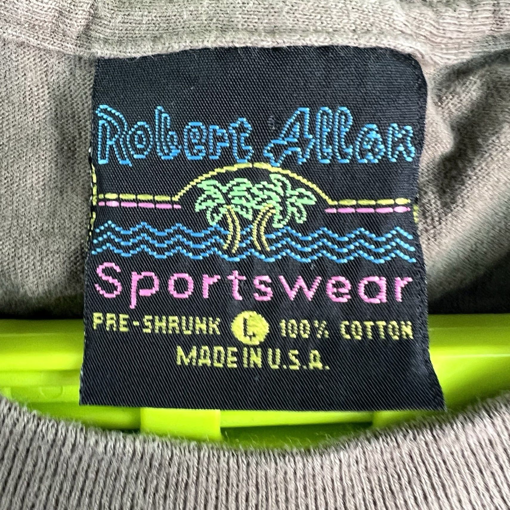 Joe Browns VINTAGE Browns Utah Shakespearean Festival T-Shirt Adult L Tan Brown Graphic Print Crew Neck Short Sleeve Men US 90s? Size US L / EU 52-54 / 3 - 3 Thumbnail
