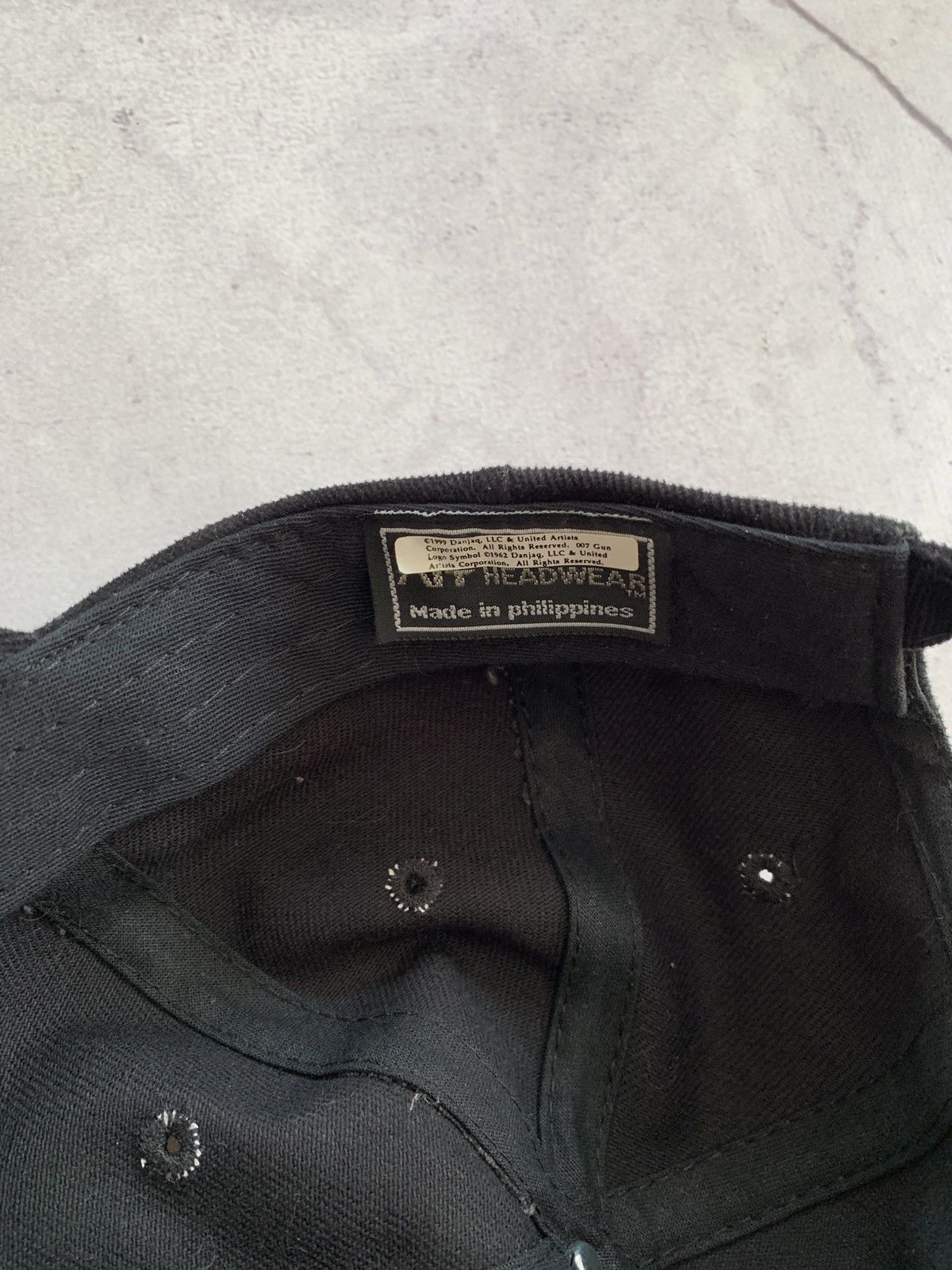 Vintage Agent 007 Vintage 90s James Bond The World Is Not Enough Hat Size ONE SIZE - 8 Thumbnail