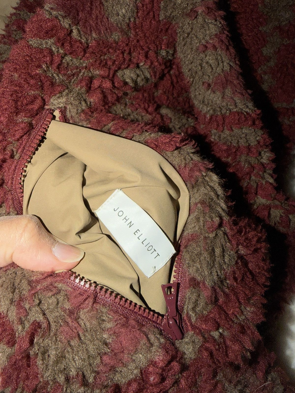 John Elliott John Elliot Size US L / EU 52-54 / 3 - 11 Thumbnail