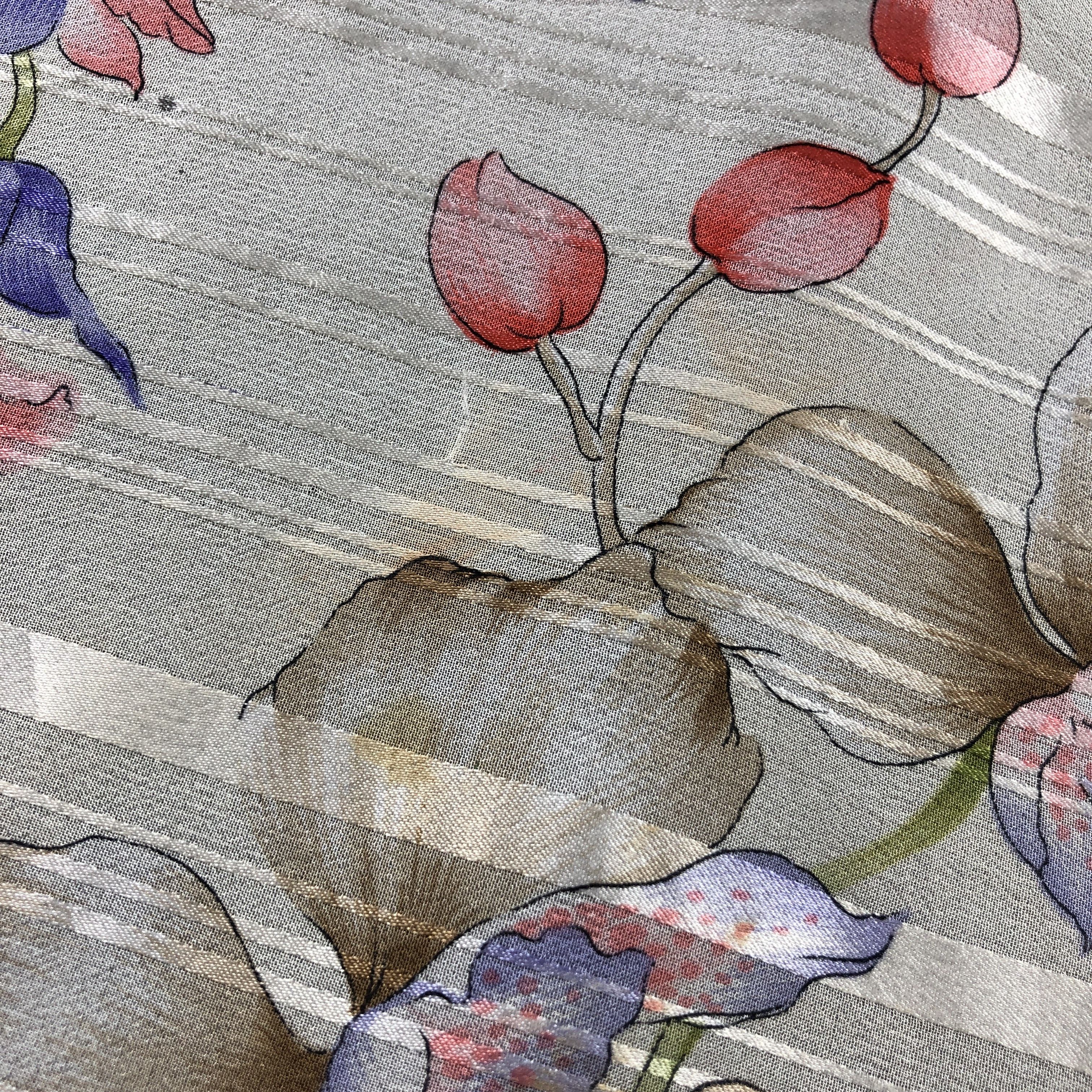 Vintage Vintage Valentino Garavani Floral Silk Scarf M1254 Size ONE SIZE - 9 Thumbnail
