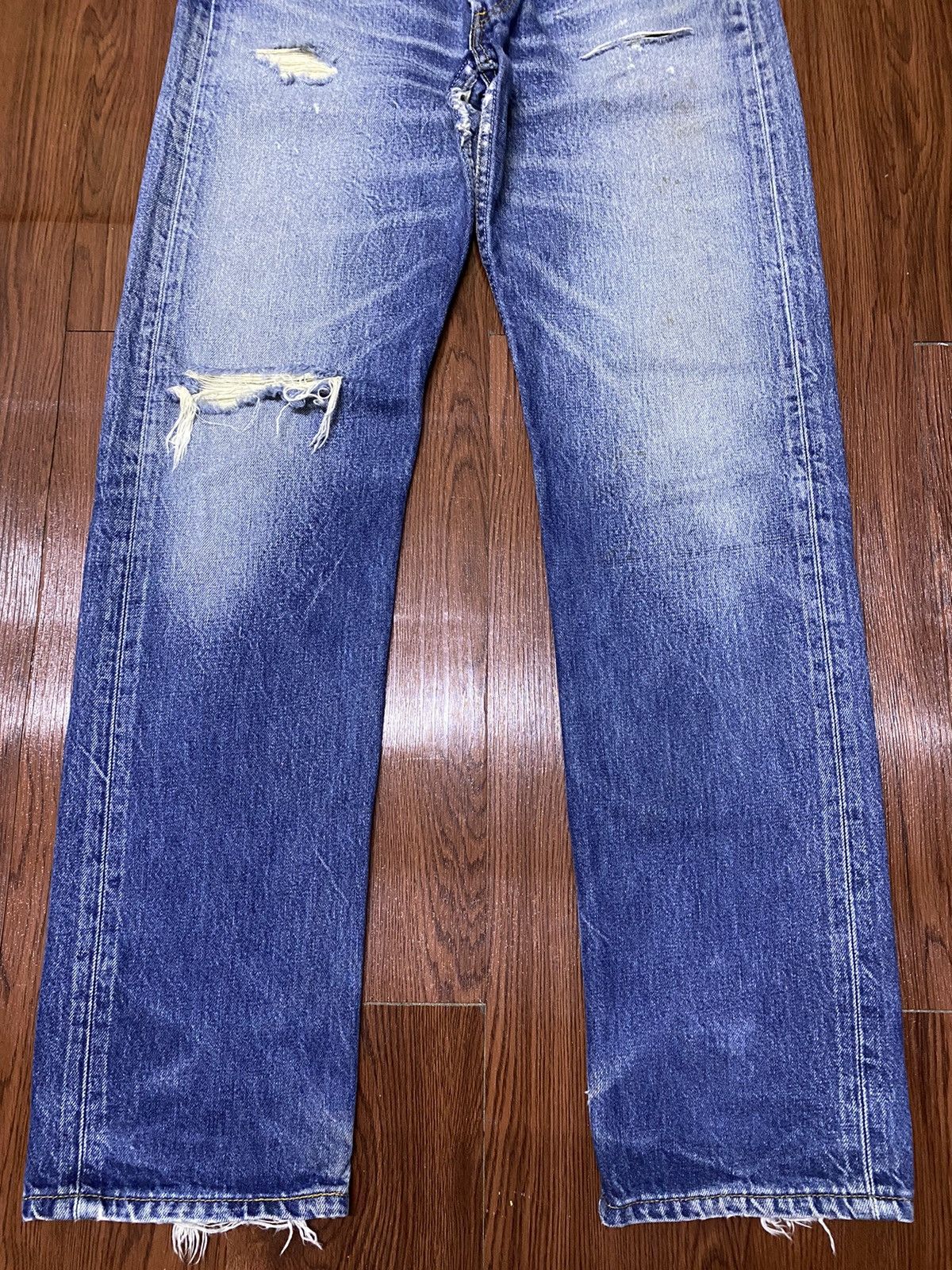 Levi's Vintage 90s Levi’s 501 Thrashed Destroyed Jeans Size US 30 / EU 46 - 5 Thumbnail