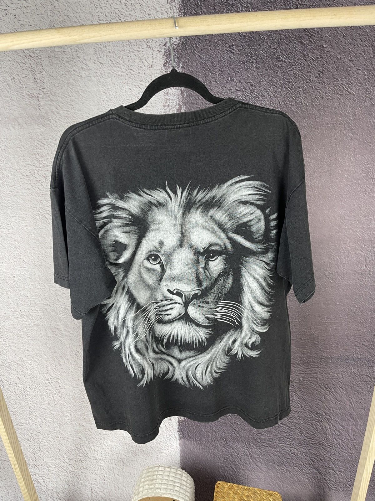 Vintage Thunder Lion 🦁 animal double side vintage tee shirt Size US L / EU 52-54 / 3 - 2 Thumbnail