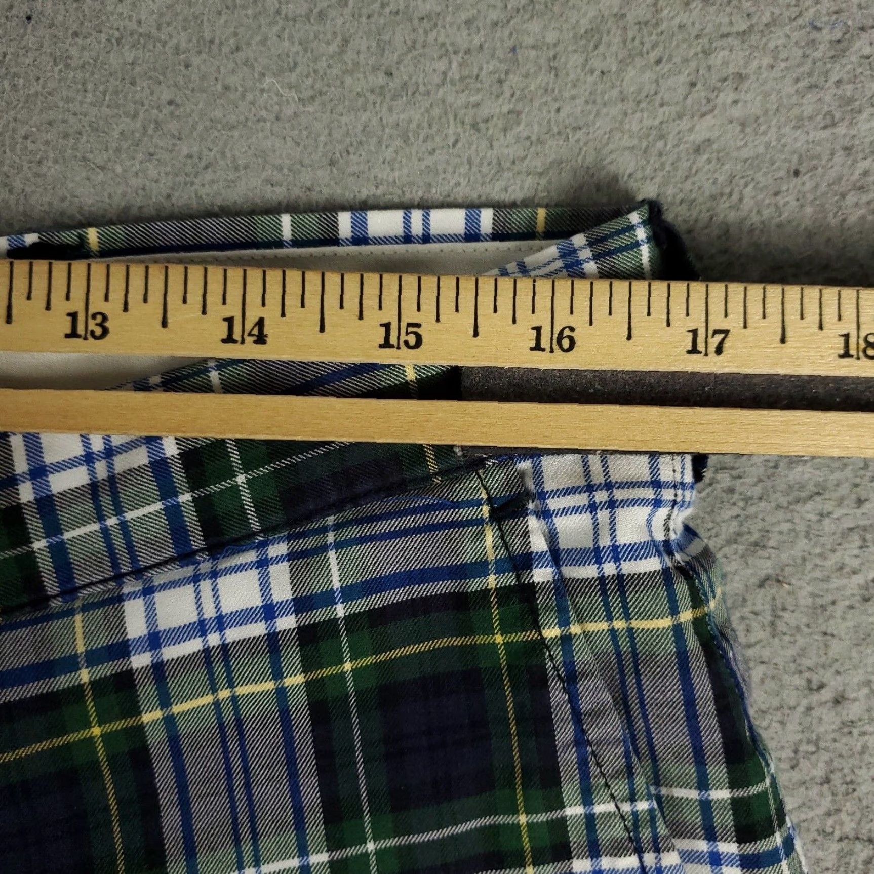 Ralph Lauren VINTAGE Ralph Lauren Shorts Men Size 34 Casual Plaid Flat Front Cotton Blue Size US 34 / EU 50 - 4 Thumbnail