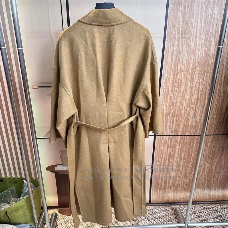 Loewe Loewe Camel Wool Women's Coat . Size XS / US 0-2 / IT 36-38 - 1 Thumbnail