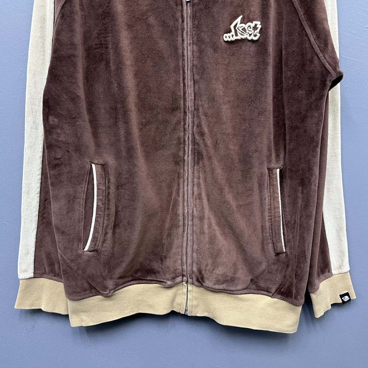 Lost Enterprises Vintage Y2K Lost Enterprises Skateboards Velour Track Jacket Size US M / EU 48-50 / 2 - 4 Thumbnail