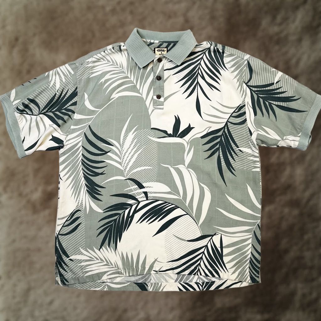 Tommy Bahama VINTAGE Tommy Bahama Shirt Palm Leaf 100% Silk Short Sleeve Green Beige L Mens Regular Button-Up Shirt Size US L / EU 52-54 / 3 - 1 Thumbnail
