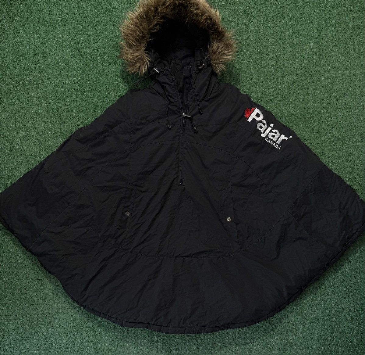 Pajar Pajar Canada Down Poncho Black Jacket Faux Fur Hood Size US M / EU 48-50 / 2 - 1 Thumbnail