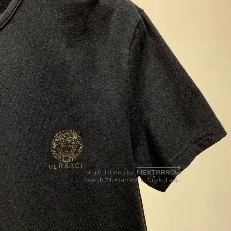 Versace Versace Men's Black Cotton T-Shirt . Size US M / EU 48-50 / 2 - 4 Thumbnail