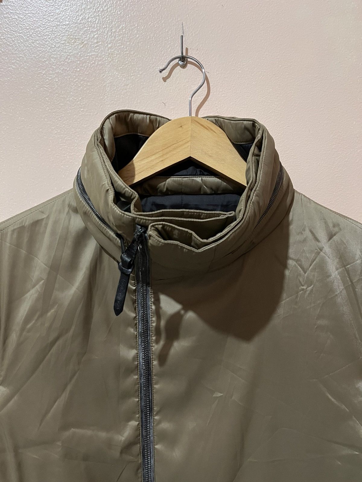 Louis Vuitton Louis Vuitton - Assymetrical Zipper - Technical Jacket Size US M / EU 48-50 / 2 - 4 Thumbnail