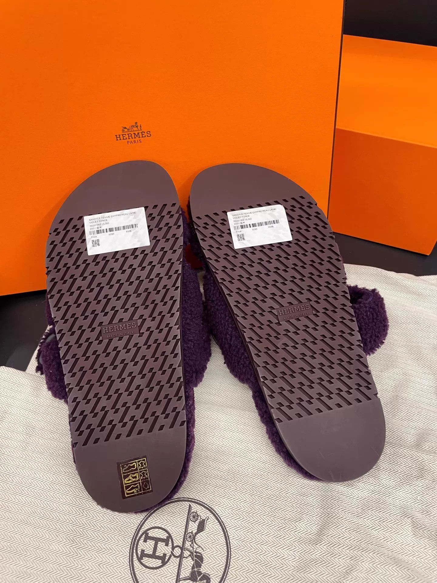 Hermes Hermes Fur Open-Toe Velcro Slip-On Mule Purple 39 Size US 8.5 / IT 38.5 - 6 Thumbnail