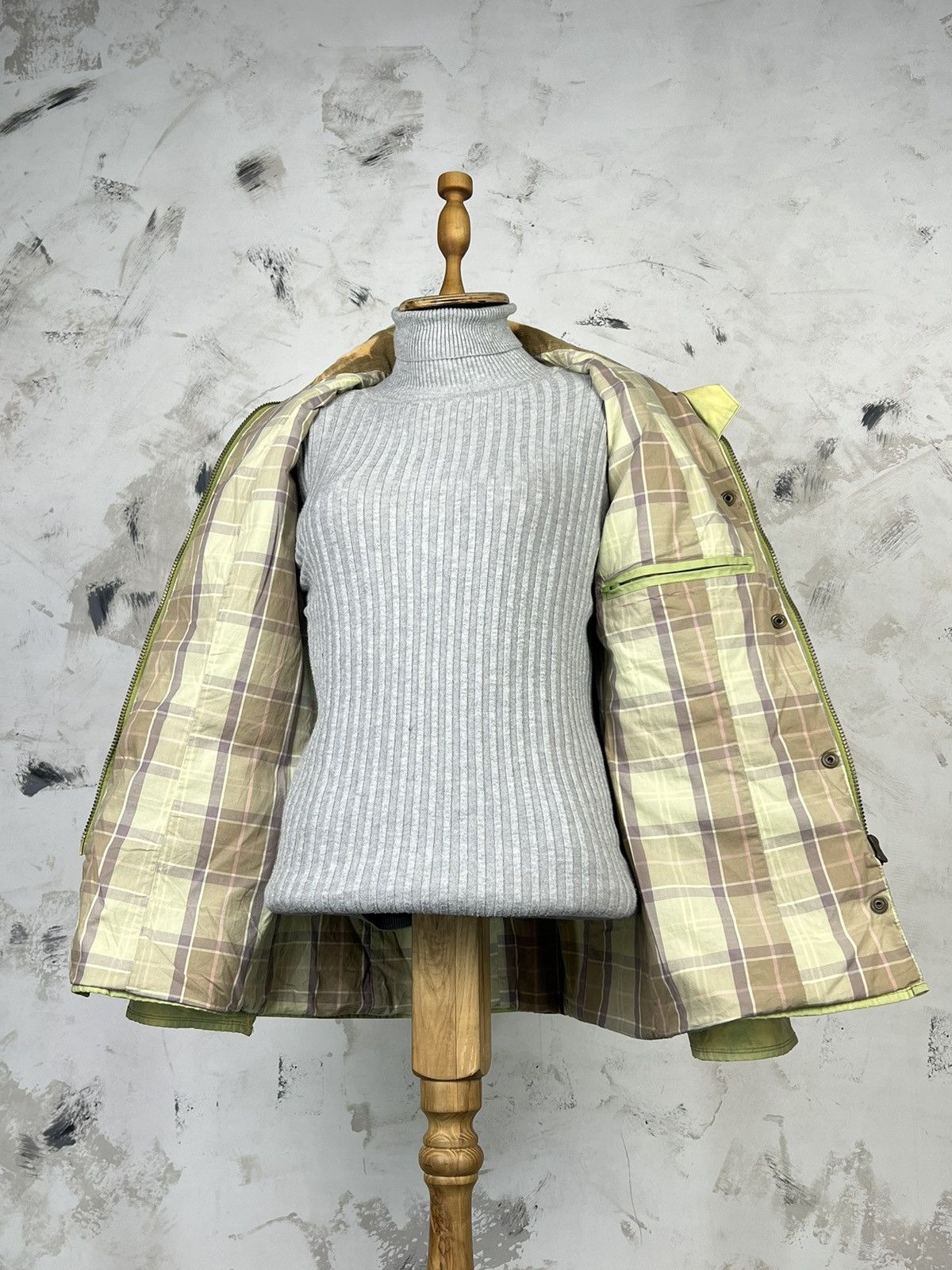 Barbour Vintage Barbour Waxed Custom Jacket Yellow Camo Size 6 S - M Size M / US 6-8 / IT 42-44 - 11 Thumbnail