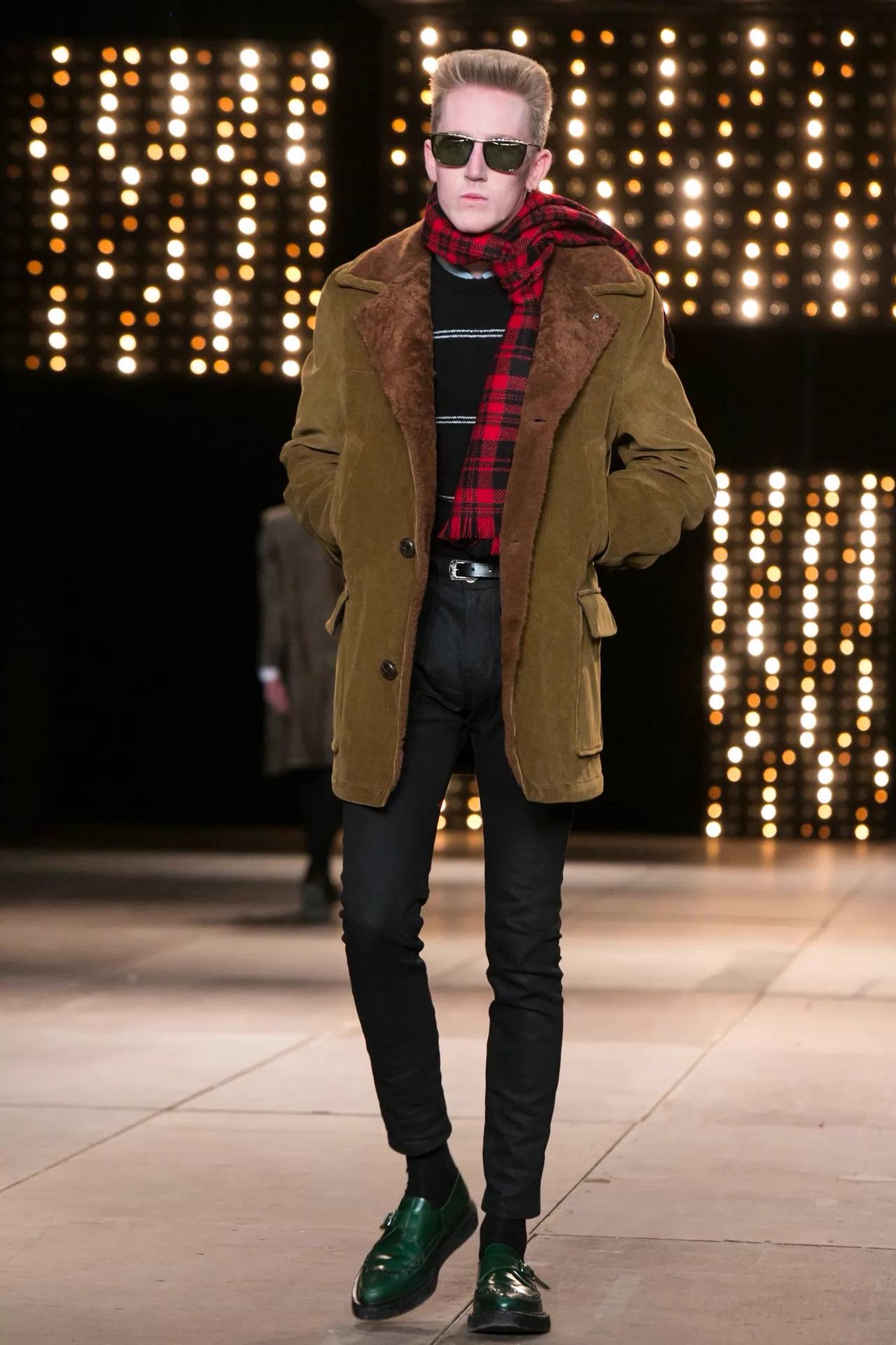 Saint Laurent Paris Saint Laurent SLP14AW Runway British Red Check Wool Scarf Size ONE SIZE - 7 Thumbnail