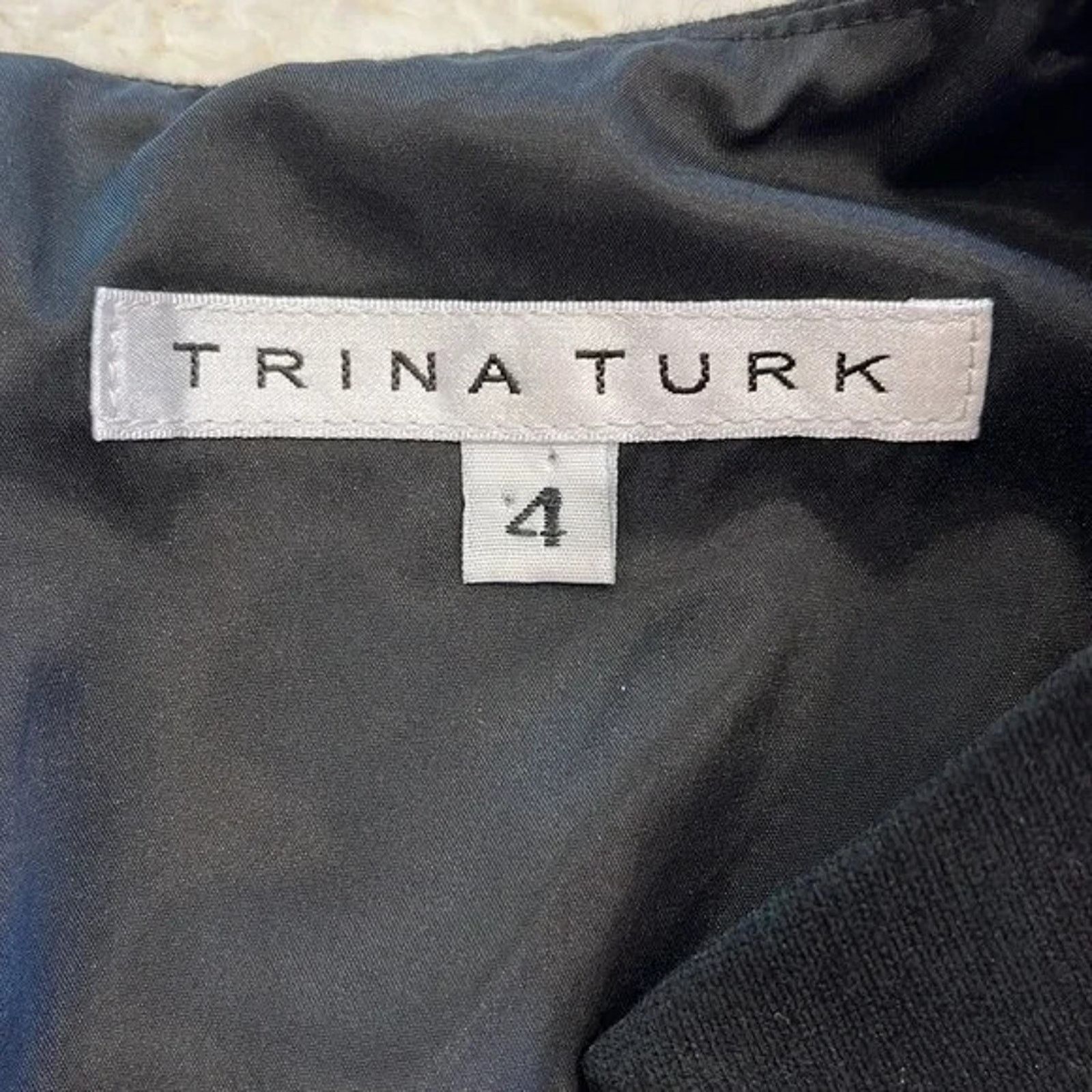Trina Turk TRINA TURK BLACK & WHITE STRIPED GEO BODY CON DRESS SZ 4 Size S / US 4 / IT 40 - 11 Thumbnail