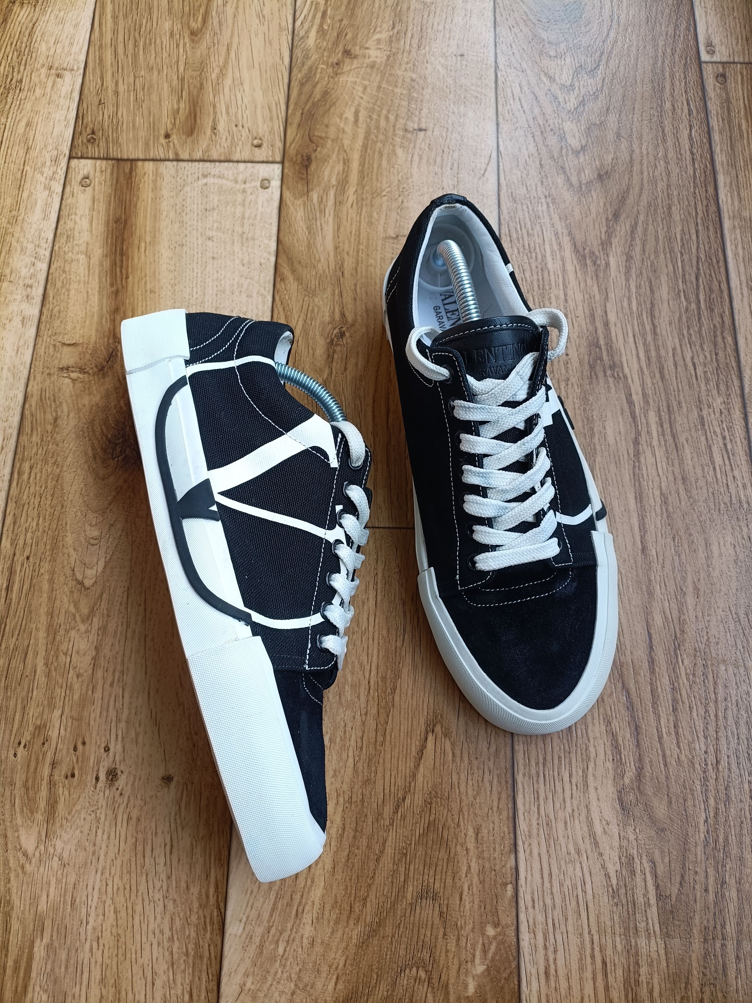 Valentino Valentino Garavani Canvas Sneakers Size US 8 / EU 41 - 4 Thumbnail