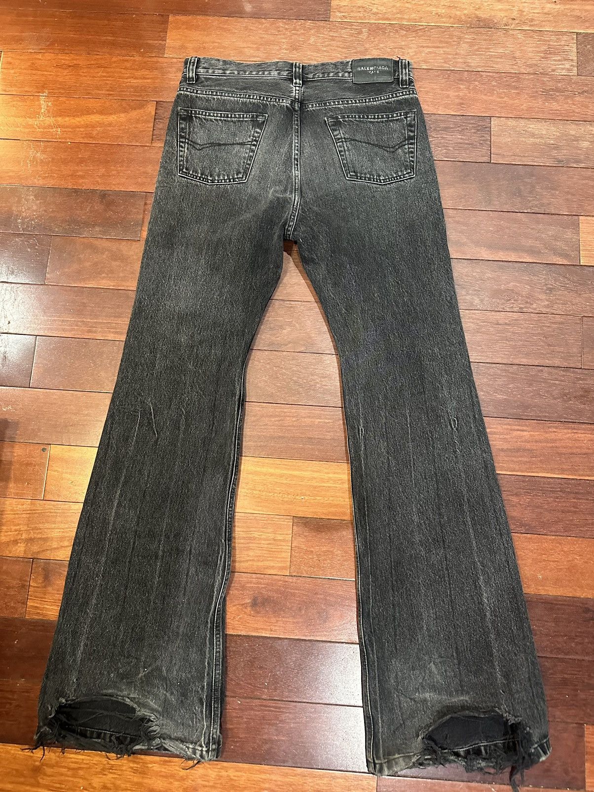 Balenciaga Balenciaga lost tapes Size US 32 / EU 48 - 2 Thumbnail