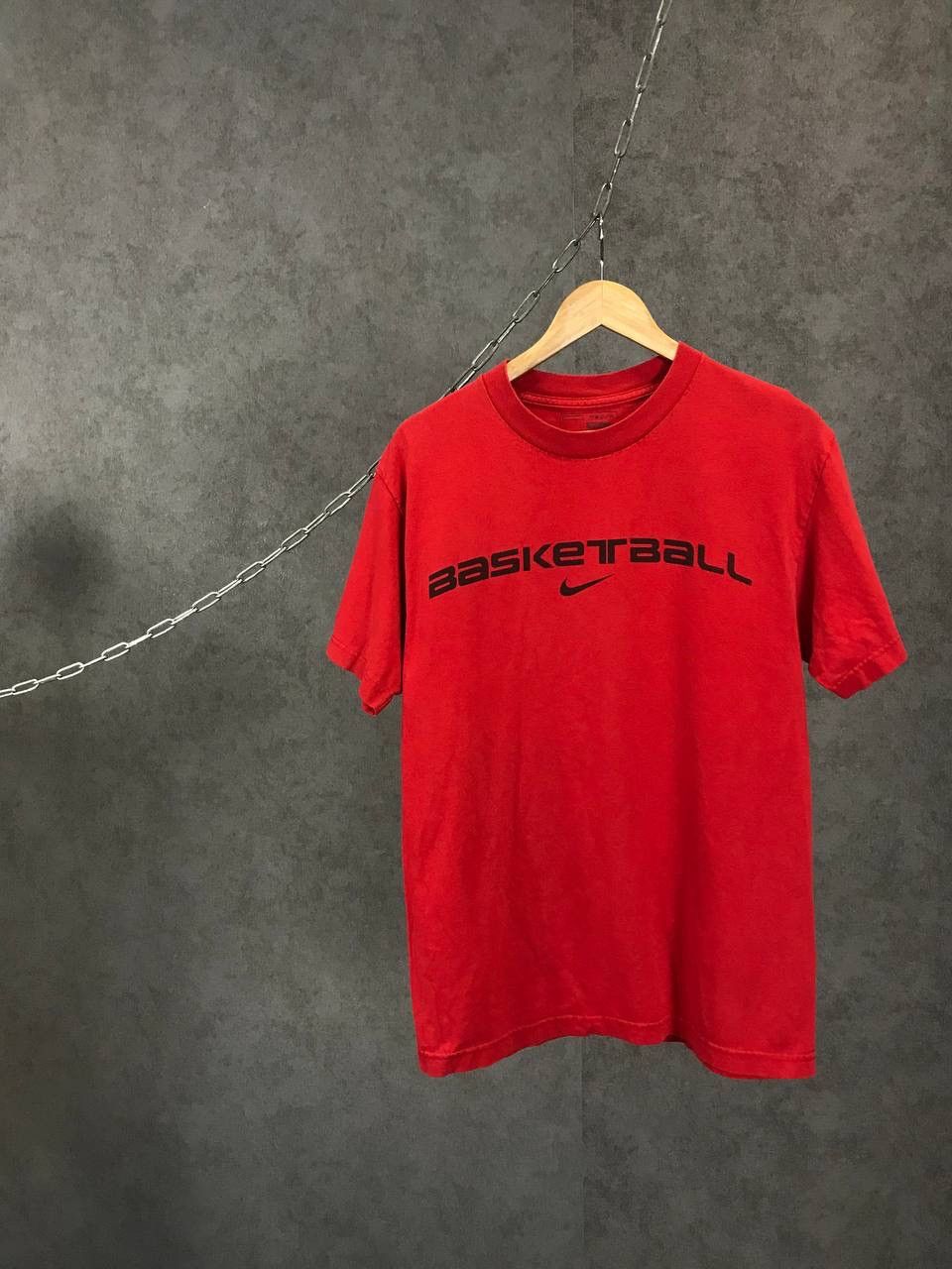 Nike × Vintage Nike Basketball swoosh vintage center logo tee Size US M / EU 48-50 / 2 - 1 Thumbnail