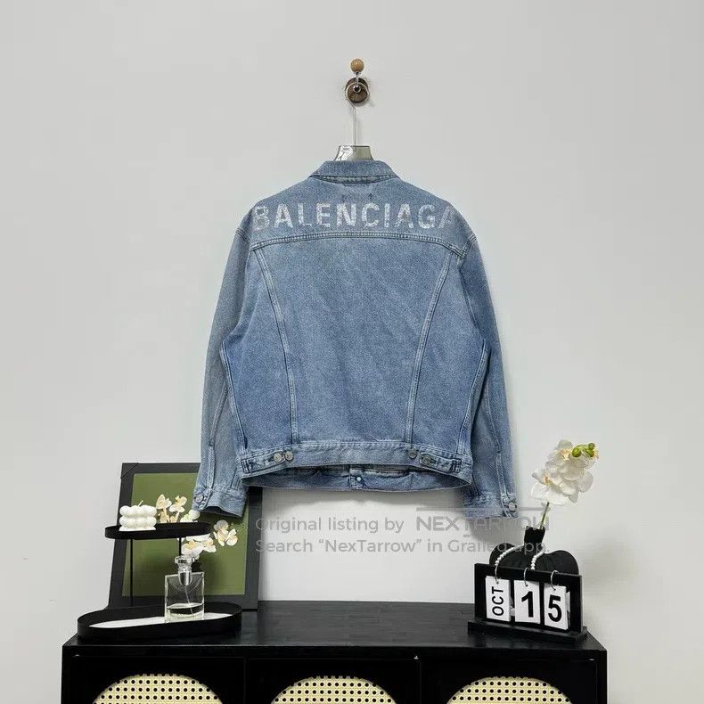 Balenciaga Balenciaga Back Diamond Letter Logo Denim Jacket Size XXS / US 00 / IT 34 - 4 Thumbnail