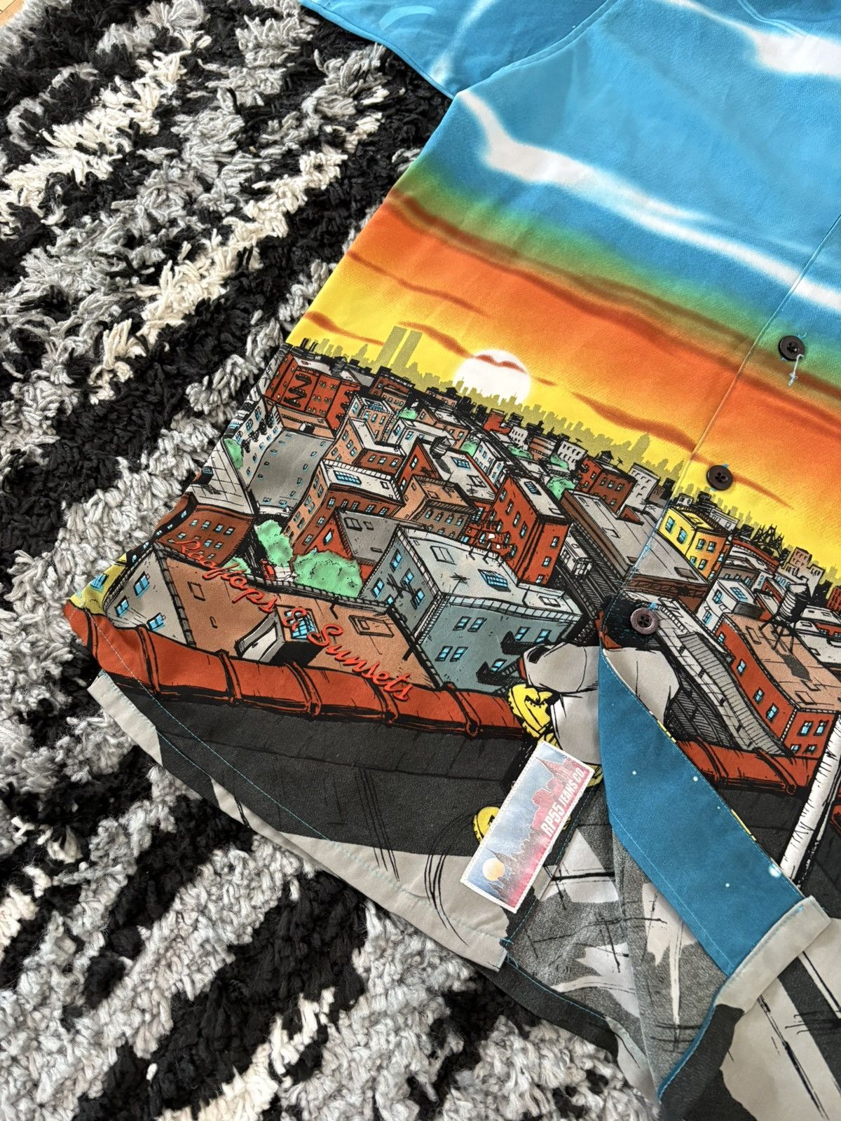 Other Y2K summer crazy graffiti rap shirt button up Size US M / EU 48-50 / 2 - 4 Thumbnail