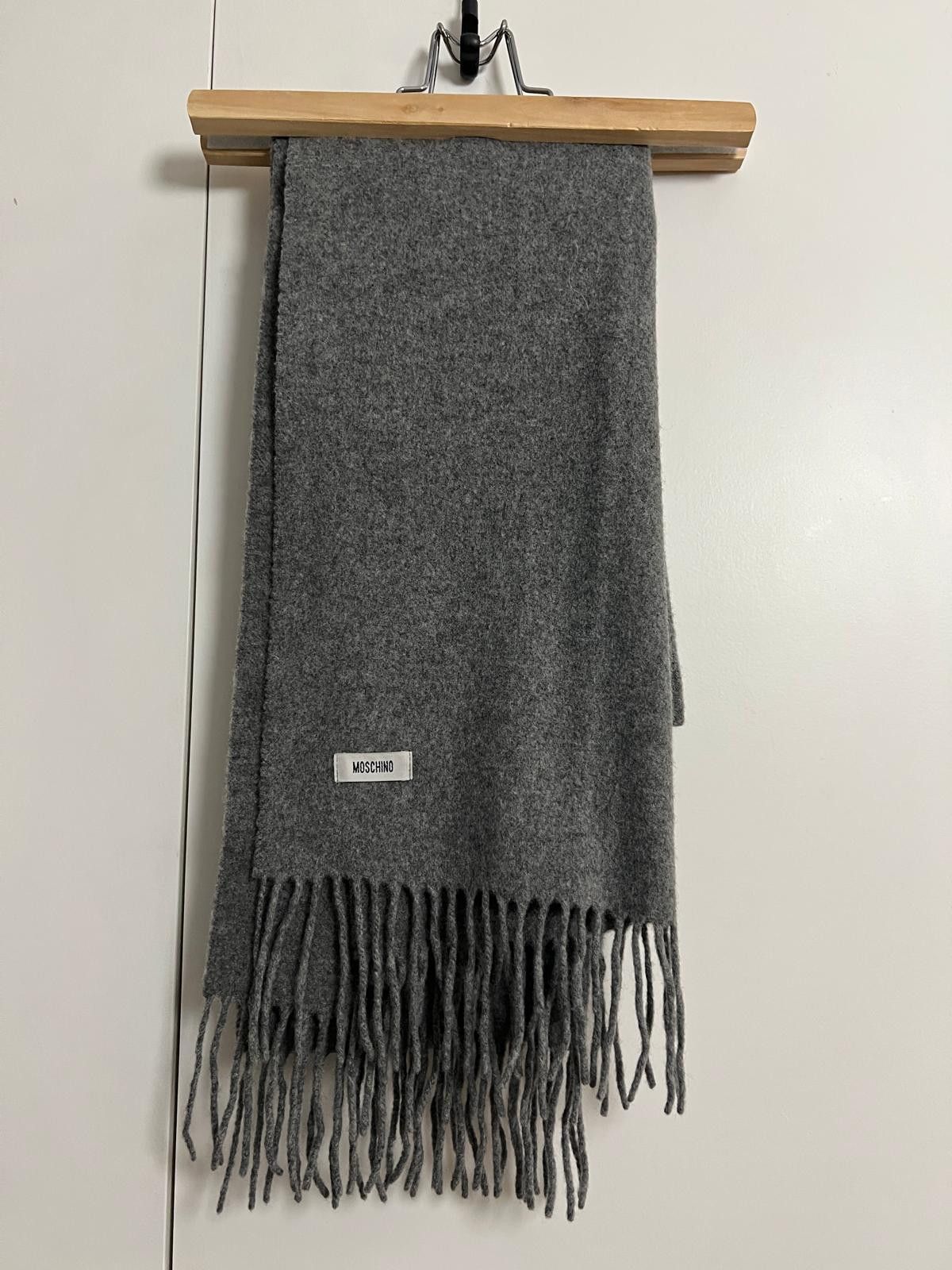 Moschino Moschino Grey Wool Scarf Size ONE SIZE - 2 Thumbnail