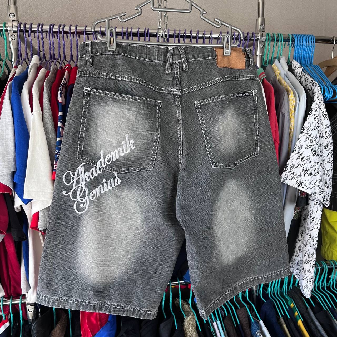 Akademiks × Vintage Vintage Akademiks Rap Wide Baggy Denim Shorts Jnco Style Size US 36 / EU 52 - 2 Thumbnail