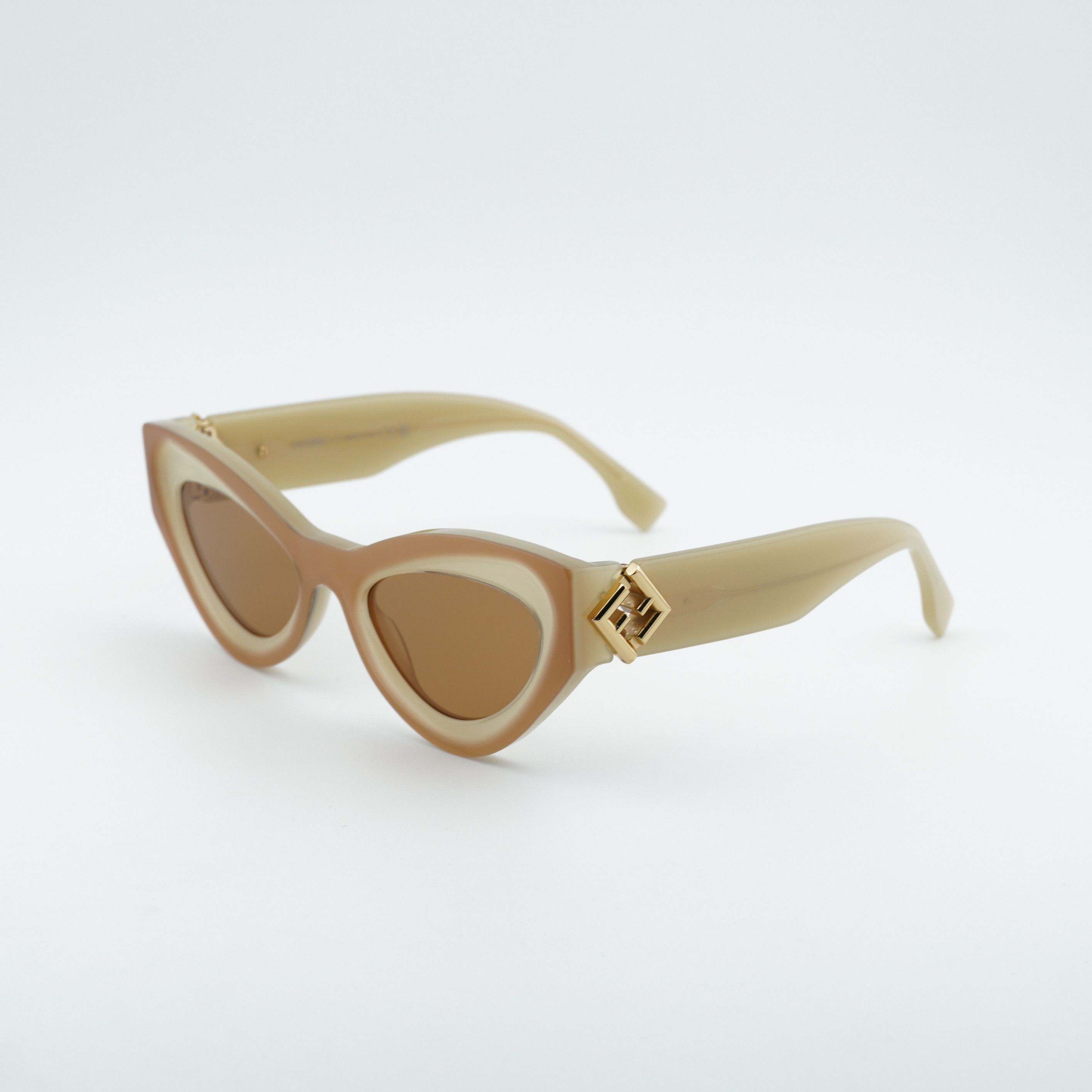 Fendi Fendi FE40146I 57E Sunglasses Beige Cat Eye Frame Size ONE SIZE - 1 Thumbnail