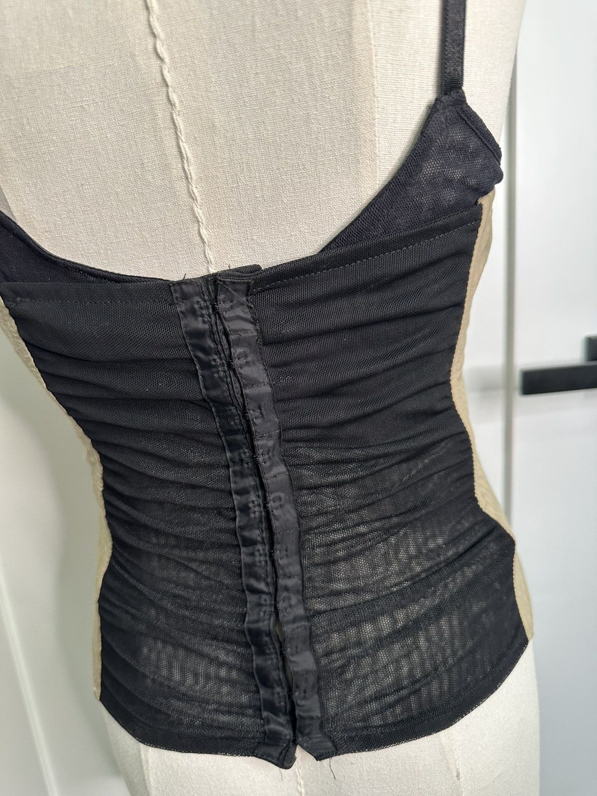 Other Voyage Passion vintage corset top Size S / US 4 / IT 40 - 9 Thumbnail