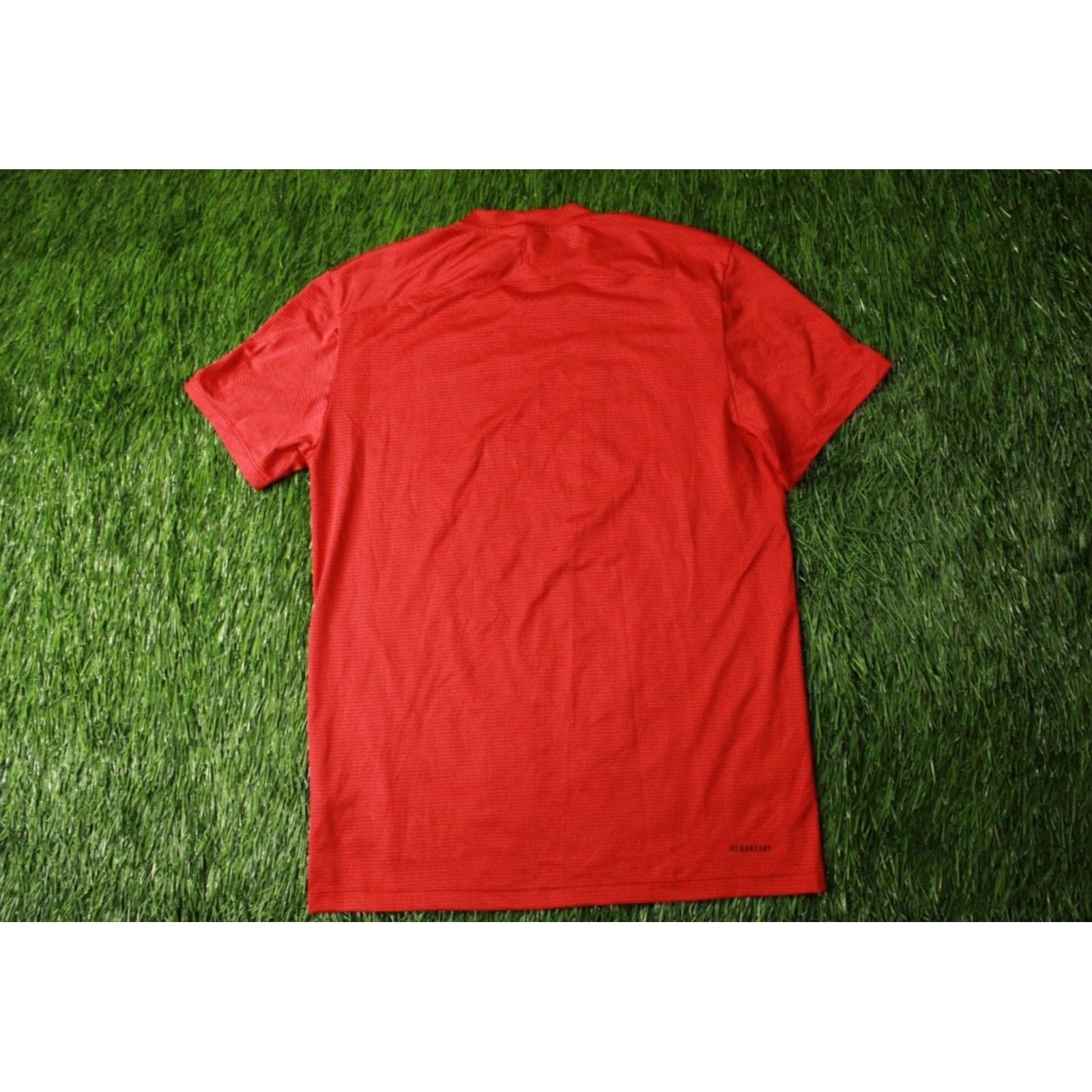 Adidas ADIDAS Kenta AEROREADY ORIGINAL 2021 TRAINING MEN SHIRT JERSEY M Medium Red Adidas Kenta 2021 Training Shirt Mens Jersey M Red Sports Tee Size US M / EU 48-50 / 2 - 7 Thumbnail