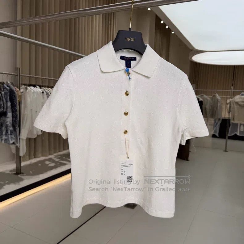 Louis Vuitton Louis Vuitton 25 White Full Print Gold Button Polo Shirt Size US S / EU 44-46 / 1 - 1 Thumbnail