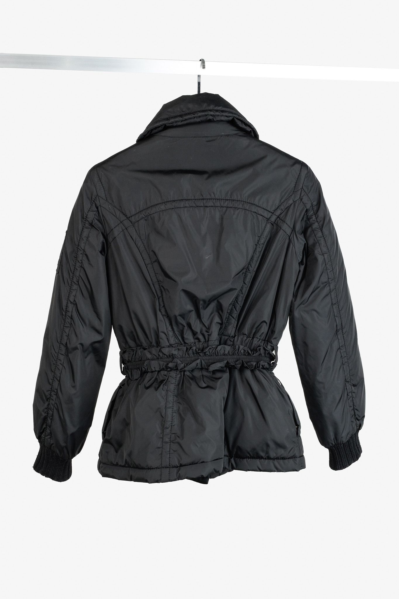 Louis Vuitton Louis Vuitton Belted Patch Goose-Feather-Fill Puffer Jacket Size S / US 4 / IT 40 - 2 Thumbnail