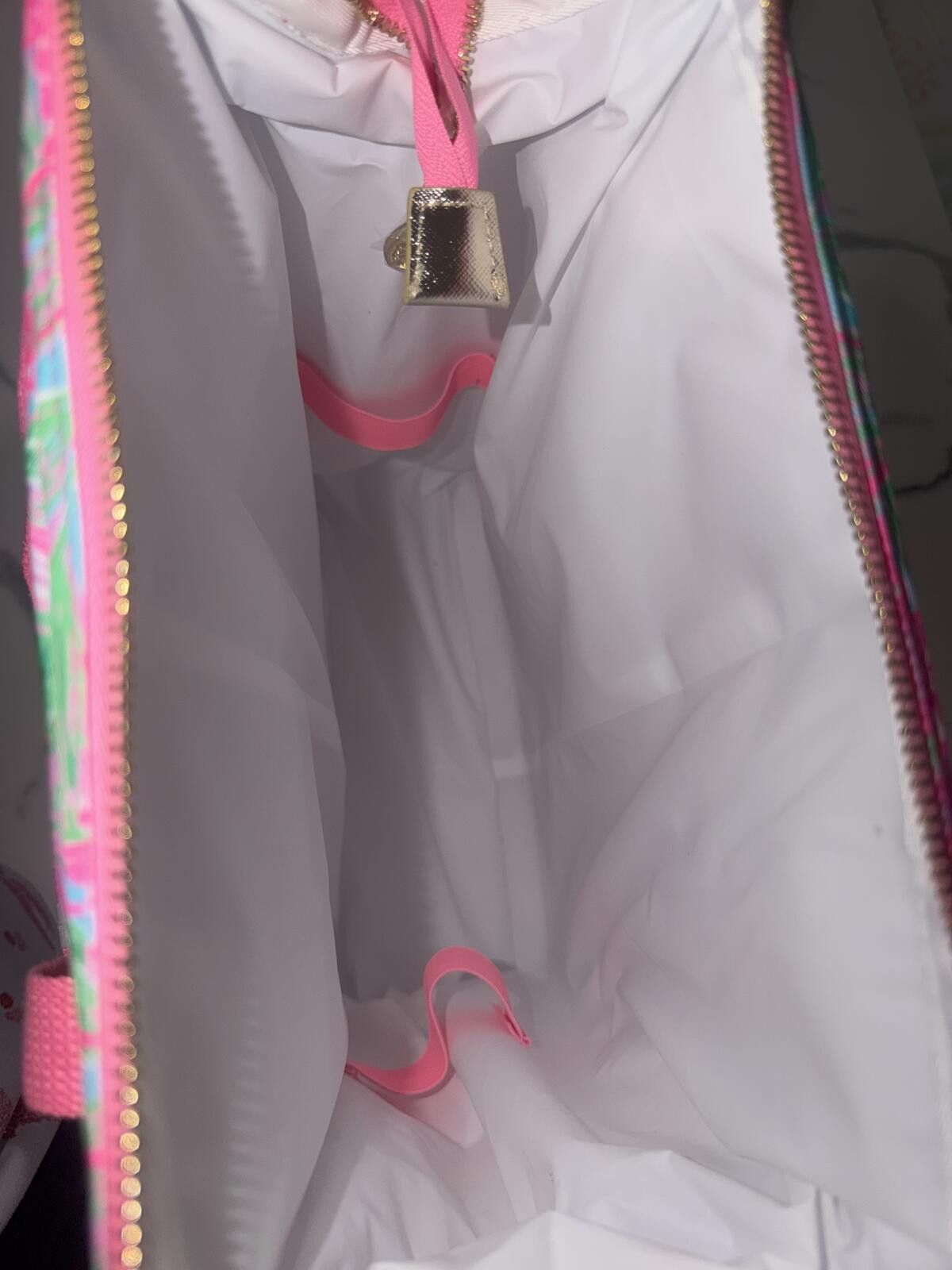 Other NWT Lilly Pulitzer Backpack Cooler Best Fishes Size ONE SIZE - 6 Thumbnail
