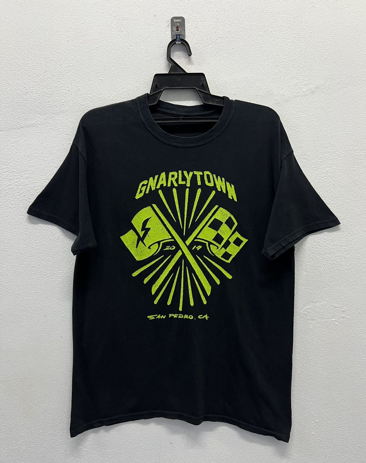 GNARLYTOWN BIKERS, BOARDS + BANDS PENNYWISE RANCID SHIRT