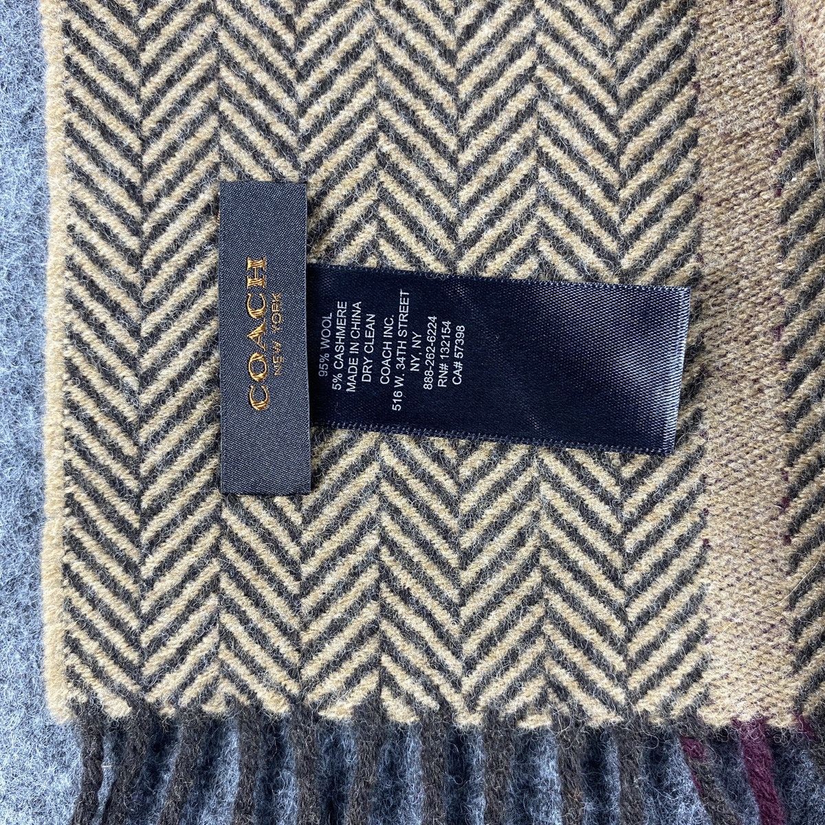 Coach × Vintage Coach Scarf # D666 # Muffler # Neckwear Size ONE SIZE - 3 Thumbnail