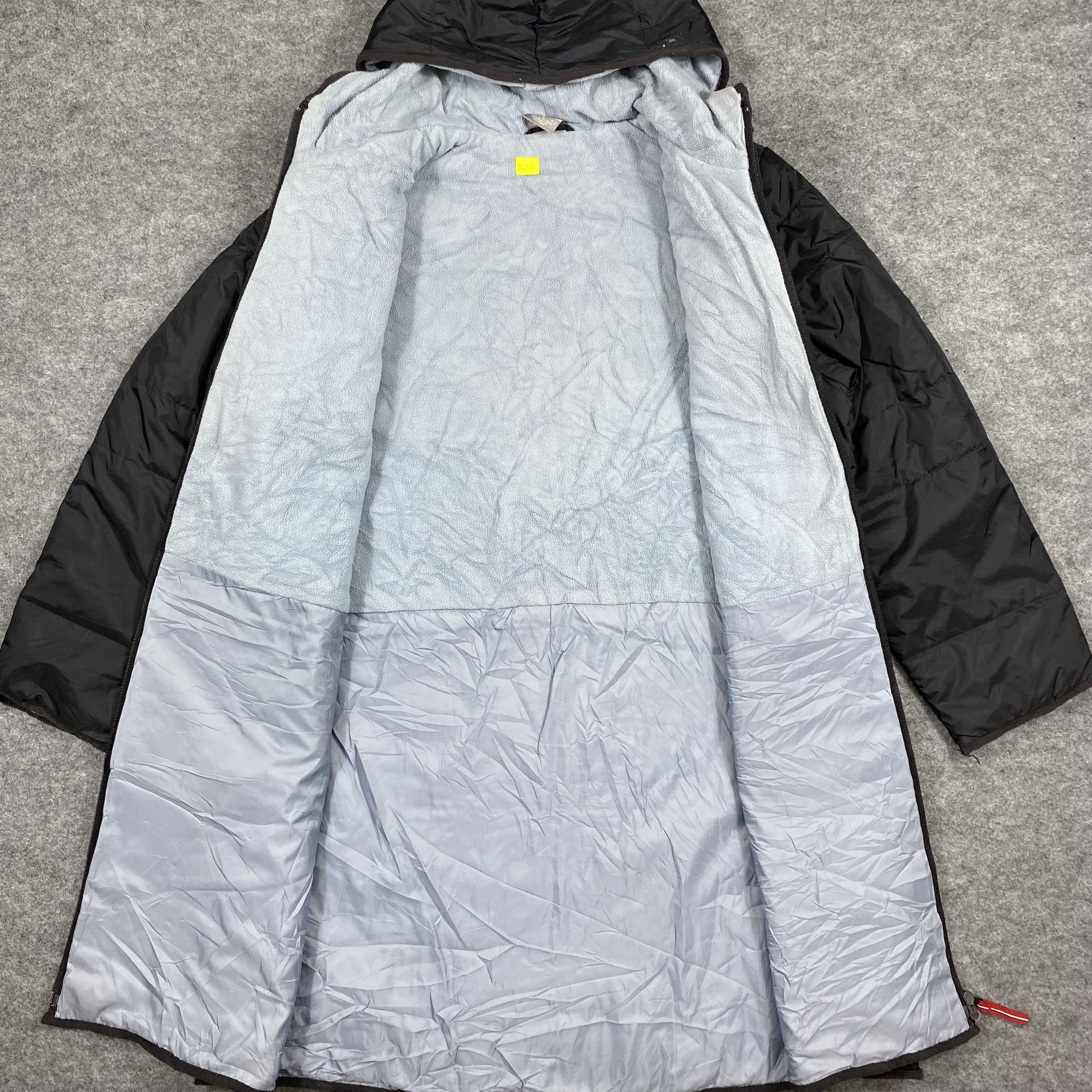 Nike VINTAGE Nike Long Puffer Jacket-J672 Size US M / EU 48-50 / 2 - 3 Thumbnail