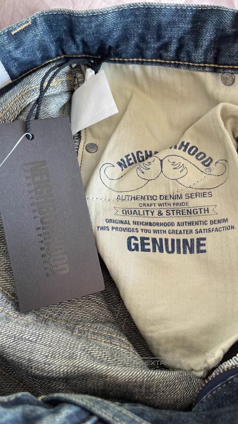 Neighborhood Neighborhood size S Jeans Size US 27 - 6 Thumbnail