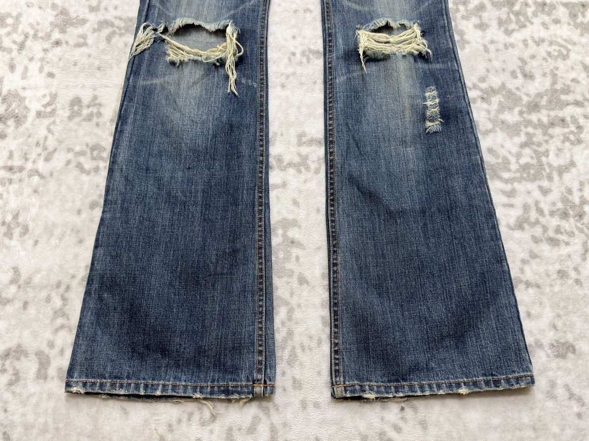 Japanese Brand Splendid Low Rise Distressed Flare Jeans Y2K Grunge Size US 32 / EU 48 - 7 Thumbnail