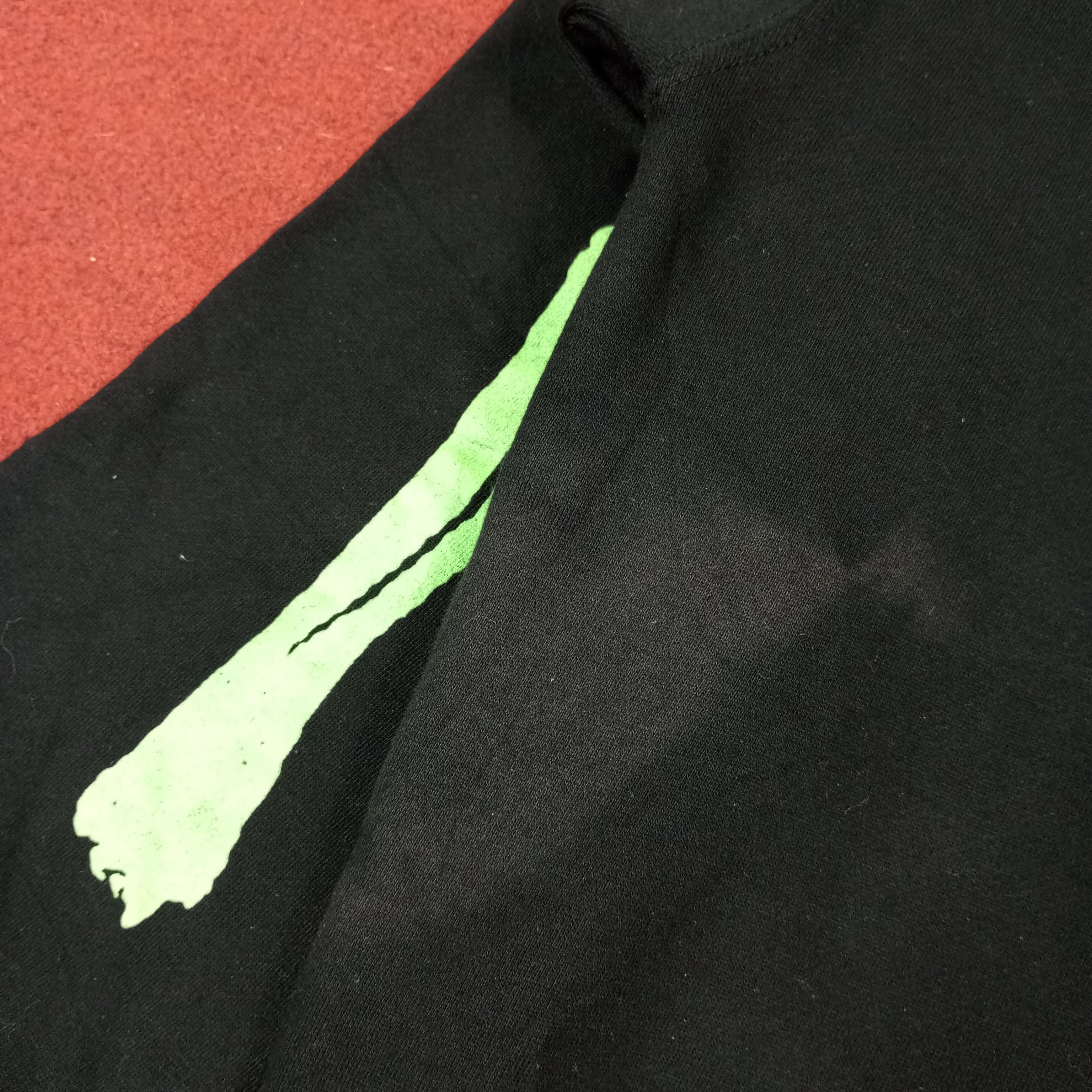 Vintage Debust Streetwear Sweatshirt c232n15 Size US L / EU 52-54 / 3 - 4 Thumbnail