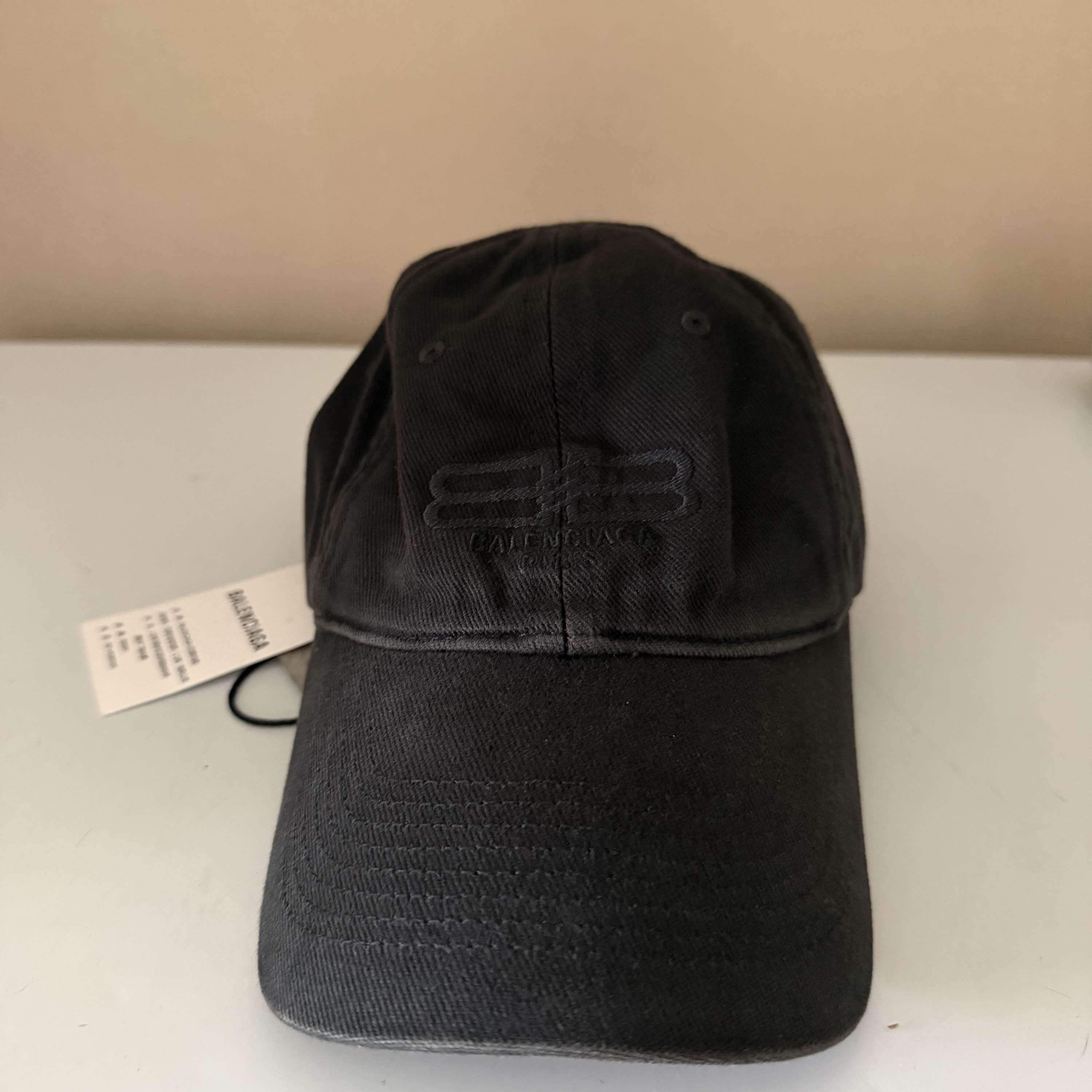 Balenciaga Balenciaga BB Spray Logo cap L59cm | Grailed
