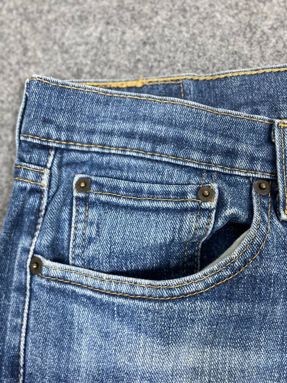 Levi's levis 505 distressed denim nice design Size US 35 - 9 Thumbnail