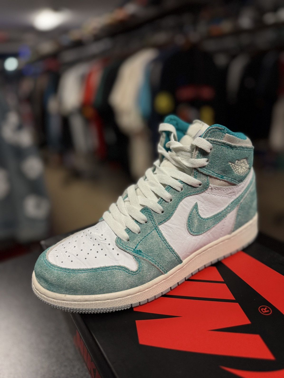 Jordan Brand × Nike Jordan 1 Turbo Green Size 6Y/7.5W (GS) Size US 6 / EU 39 - 9 Thumbnail