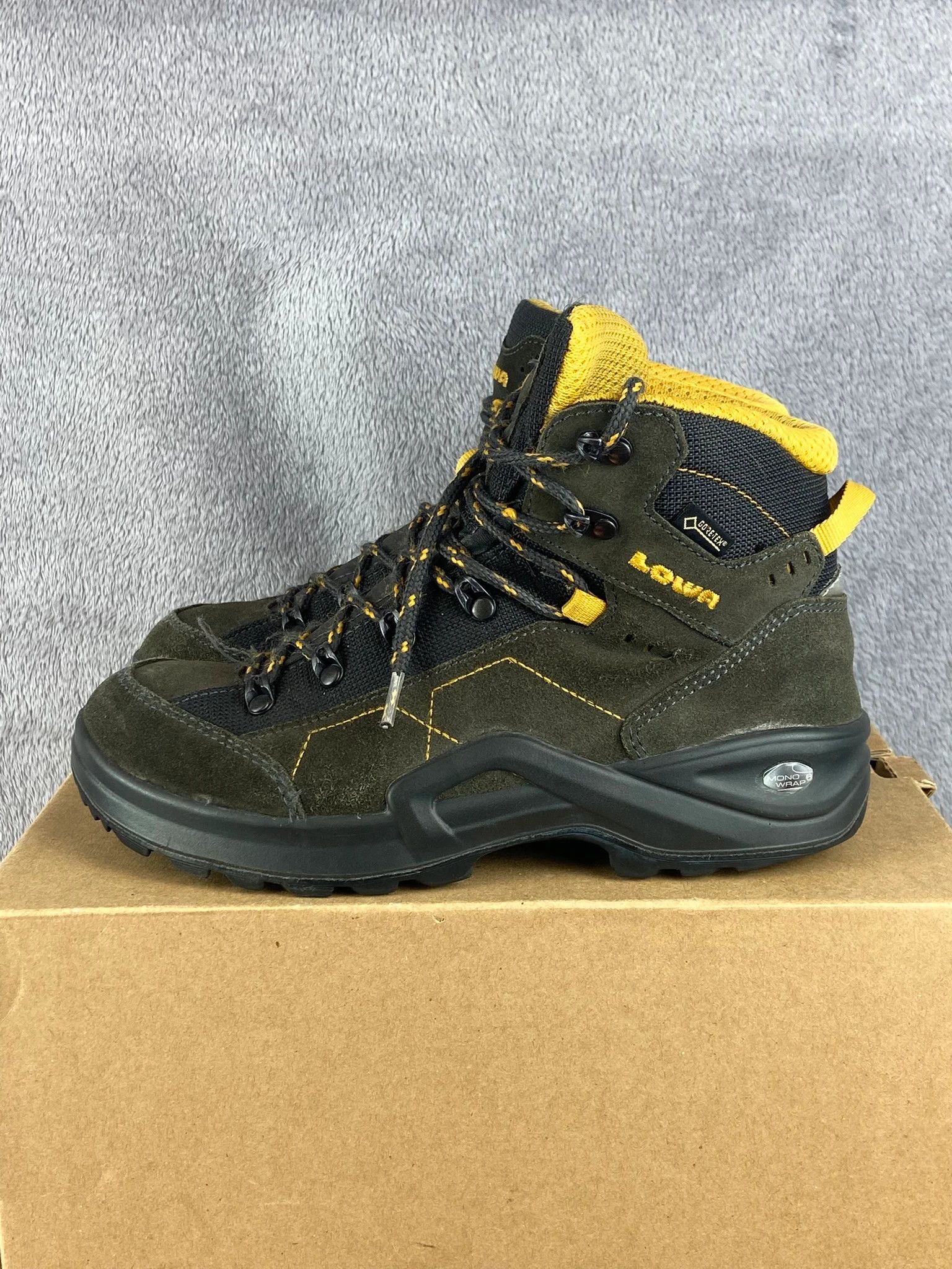 LOWA Lowa trekking boots khaki outdoor hiking goretex premium Size US 5 / EU 37 - 2 Thumbnail